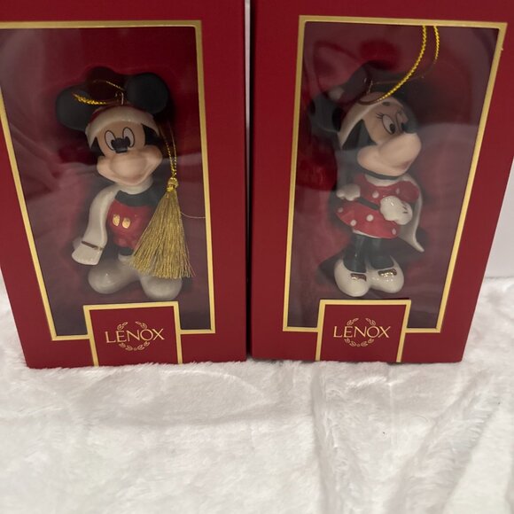 Lenox Disney Mickey and Minnie Mouse 24k Gold Accents Christmas Ornament - Picture 3 of 14